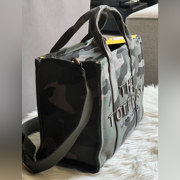2S4HTT002H03 - Marc Jacobs The Camo Jacquard Medium Tote Bag - Picture 4 of 16